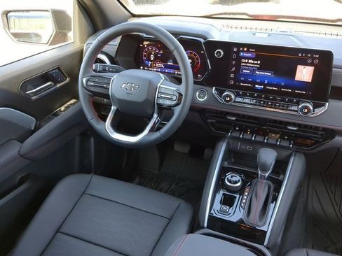 New 2025 Chevrolet Colorado Z71 w/ Technology Package image 2