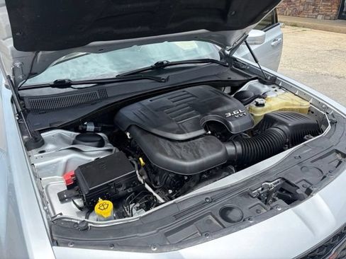 Used 2021 Chrysler 300 S RWD image 10