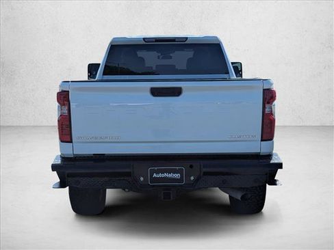 Used 2024 Chevrolet Silverado 2500 Custom w/ Custom Value Package AWD/4WD image 6