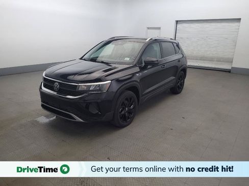 Used 2022 Volkswagen Taos SE AWD/4WD image 1