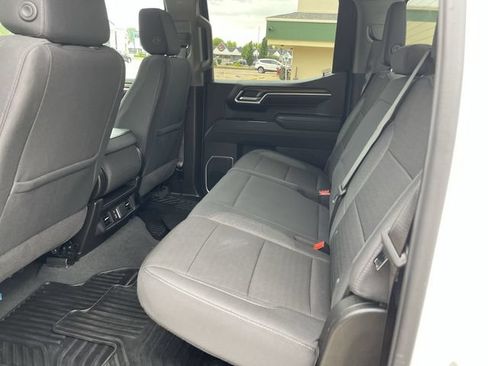 Used 2026 Chevrolet Silverado 1500 LT AWD/4WD image 13