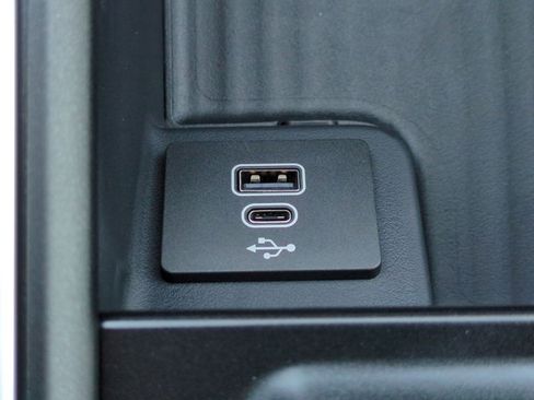 New 2026 Ford Expedition Active RWD image 22