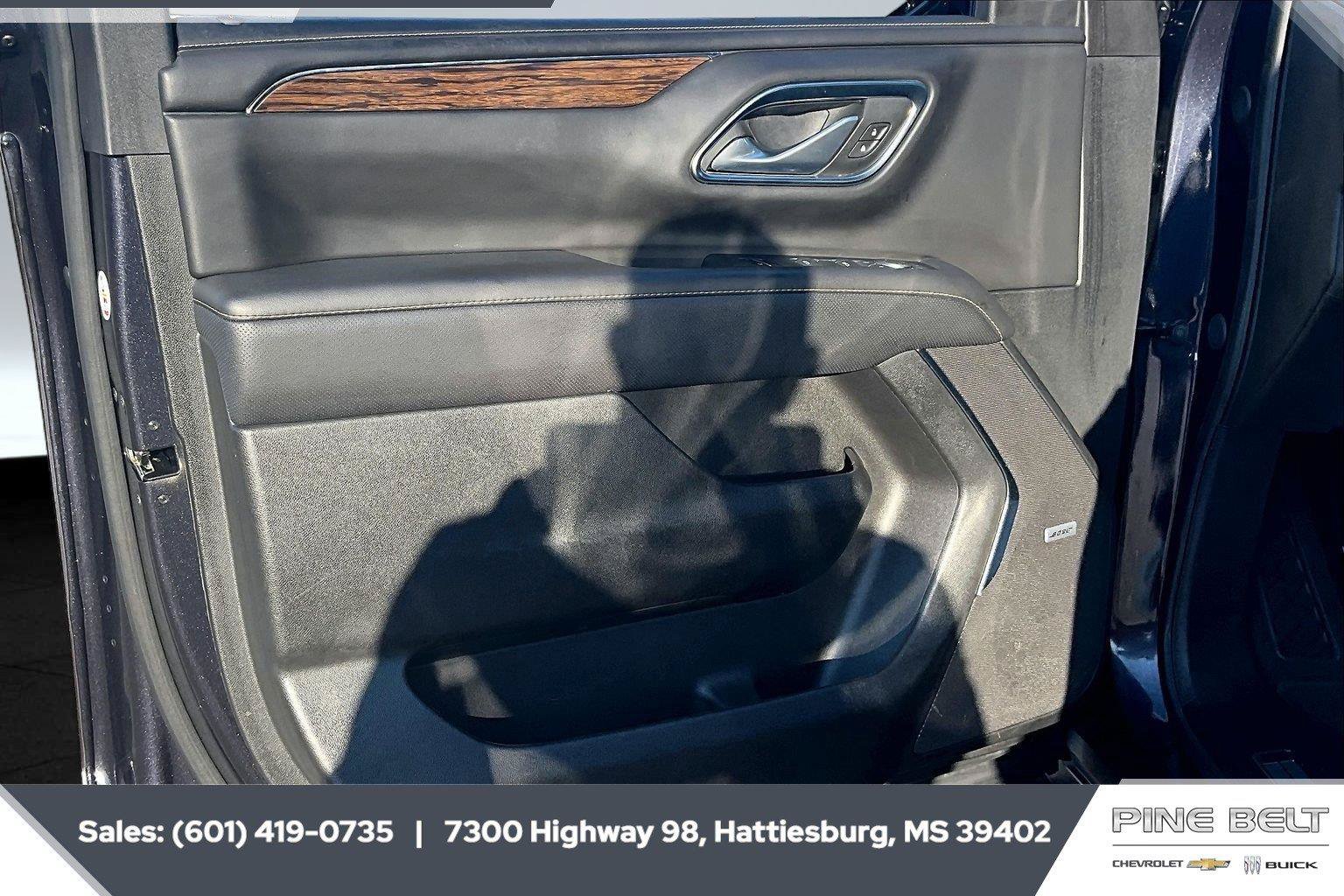 Used 2024 Chevrolet Tahoe Premier RWD image 17