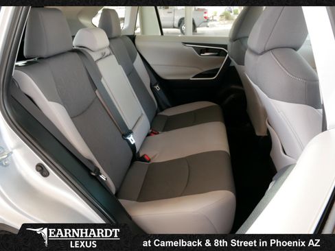 Used 2025 Toyota RAV4 XLE w/ Convenience Package image 14