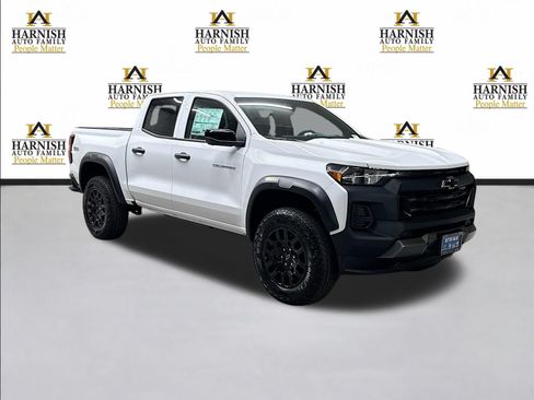 New 2026 Chevrolet Colorado Trail Boss AWD/4WD image 3