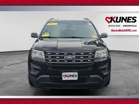 Used 2017 Ford Explorer FWD image 4