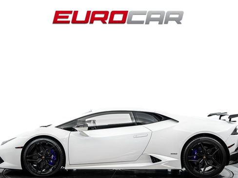 Used 2015 Lamborghini Huracan LP 610-4 AWD/4WD image 2