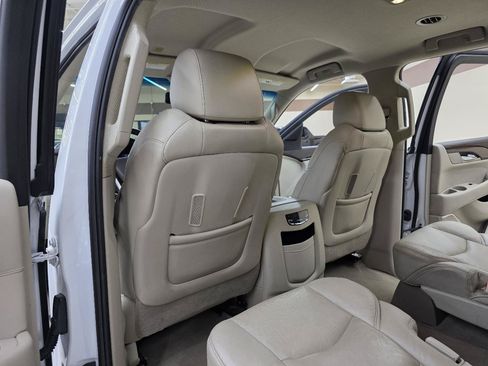 Used 2016 Cadillac Escalade 4WD image 28