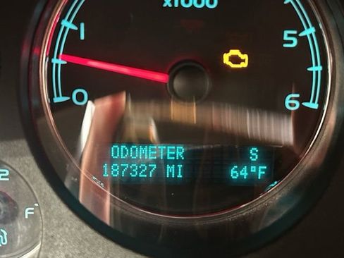 Used 2014 GMC Yukon XL SLE AWD/4WD image 23
