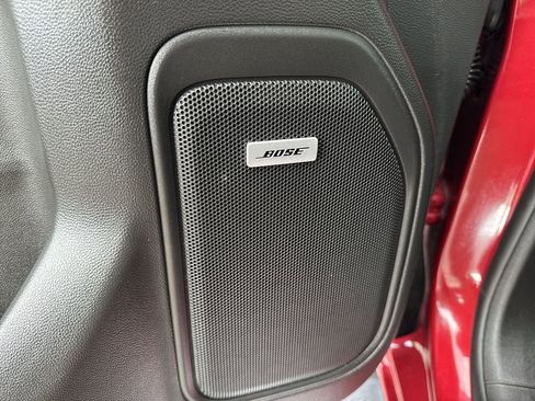 Certified 2019 Chevrolet Silverado 1500 High Country w/ Technology Package image 30