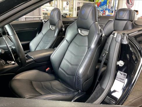 Used 2018 Maserati GranTurismo Sport RWD image 3
