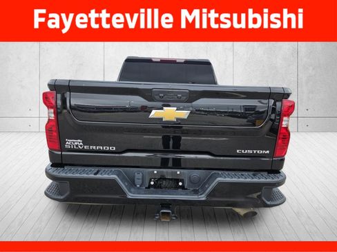 Used 2023 Chevrolet Silverado 2500 Custom w/ Custom Value Package AWD/4WD image 6