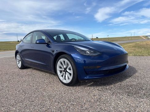 Used 2022 Tesla Model 3 Long Range image 7