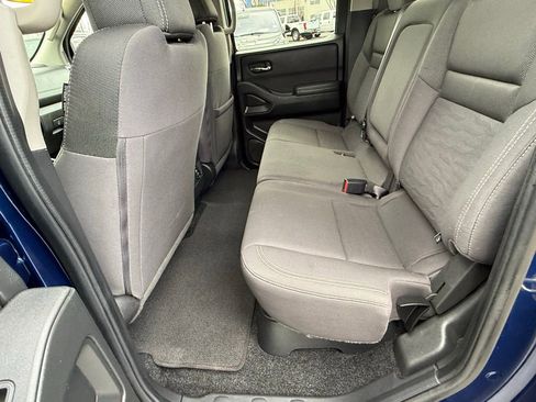 Used 2023 Nissan Frontier SV w/ SV Convenience Package image 19
