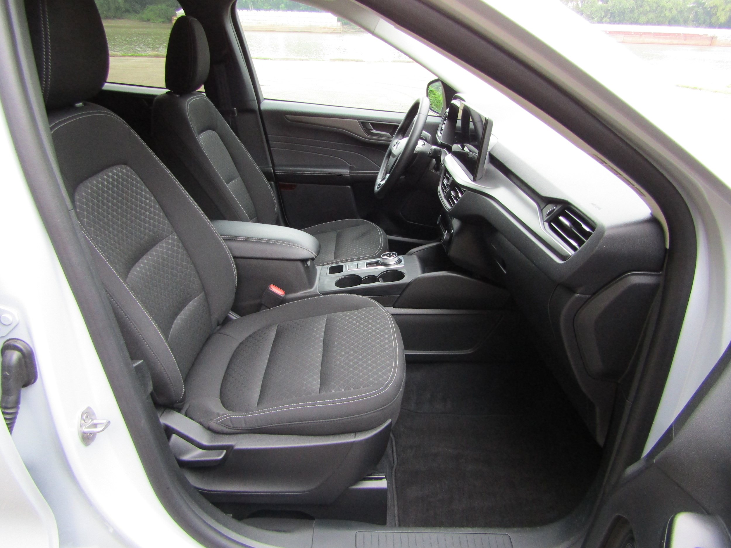 Used 2026 Ford Escape Active w/ Tech Pack #1 AWD/4WD image 21
