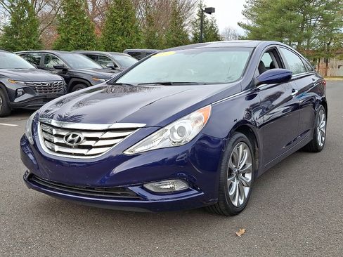 Used 2011 Hyundai Sonata SE w/ Navigation & Sunroof Pkg 4 image 5