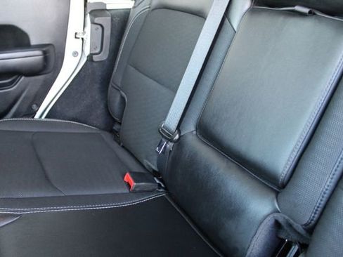 Used 2020 Jeep Wrangler Unlimited Sport image 22