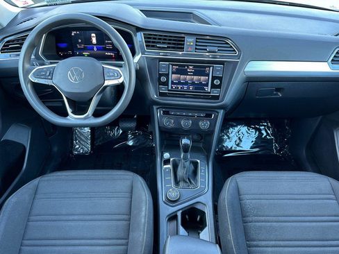 Used 2022 Volkswagen Tiguan S image 12
