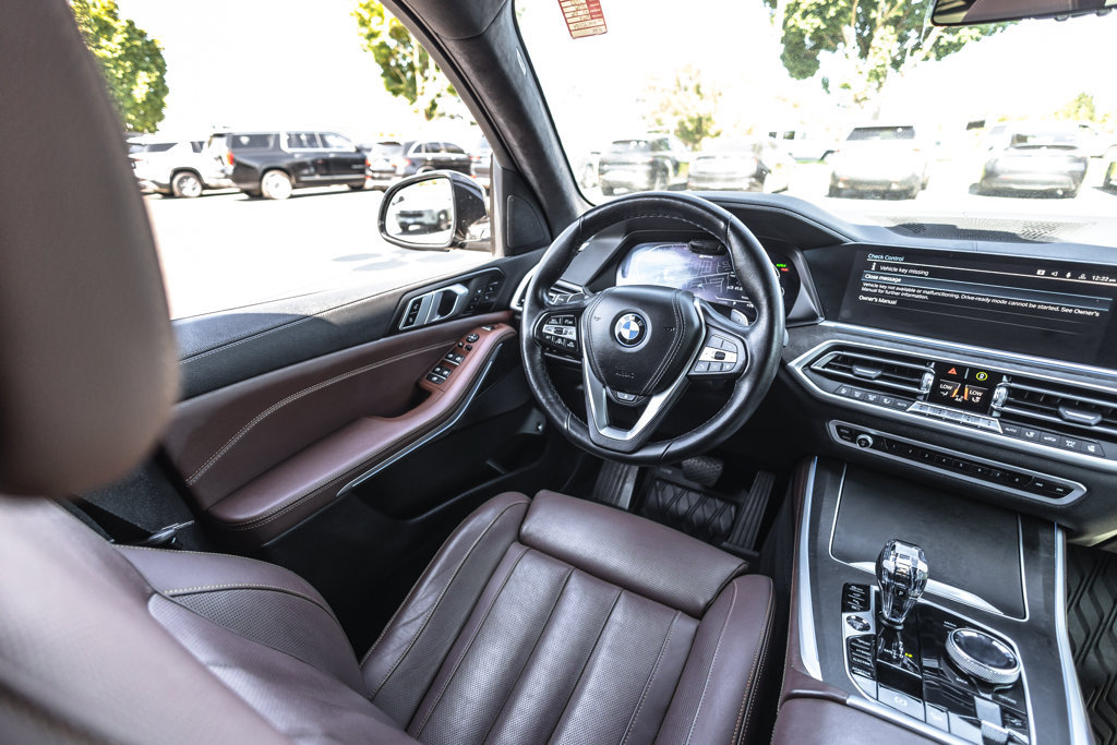 Used 2022 BMW X5 xDrive45e w/ Executive Package AWD/4WD image 19