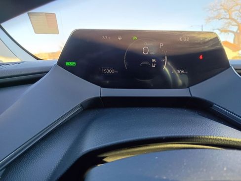 Used 2023 Toyota Prius LE image 31