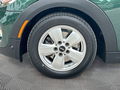 Used 2018 MINI Cooper 2-Door Hardtop image 33