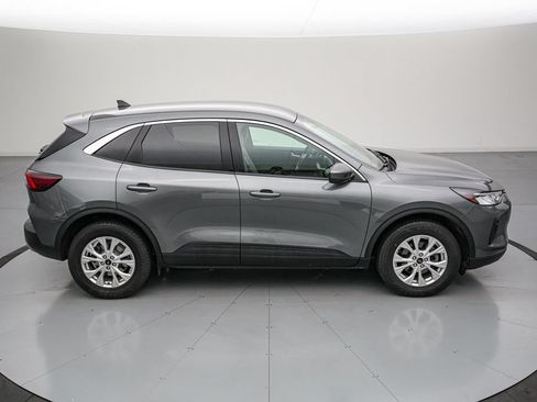 Certified 2023 Ford Escape Active w/ Tech Pack #2 AWD/4WD image 3
