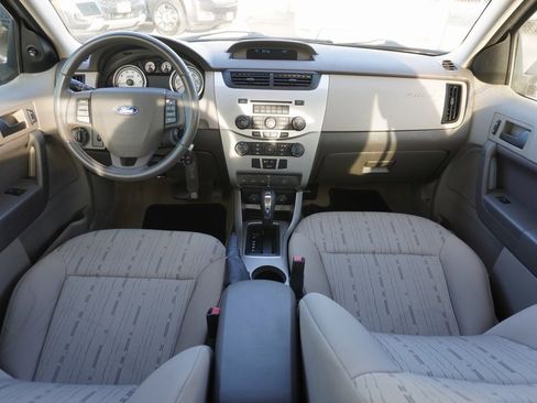 Used 2009 Ford Focus SE image 14