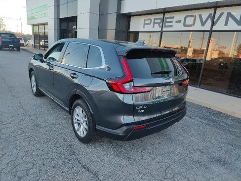 Used 2024 Honda CR-V EX image 3