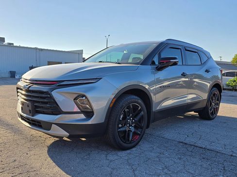 Used 2024 Chevrolet Blazer LT w/ Redline Edition AWD/4WD image 3