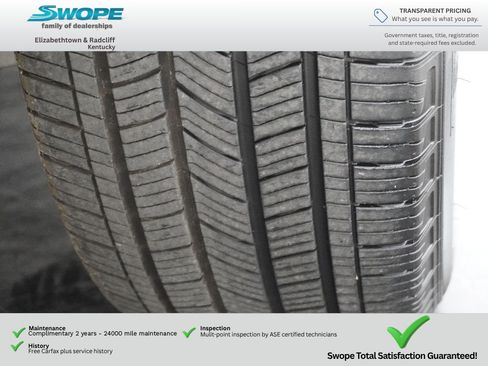 Used 2024 Ford Explorer XLT w/ Equipment Group 202A AWD/4WD image 30