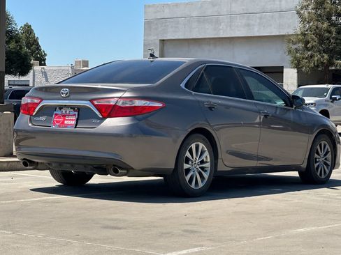 Used 2015 Toyota Camry XLE w/ Advanced Technology Package FWD image 3