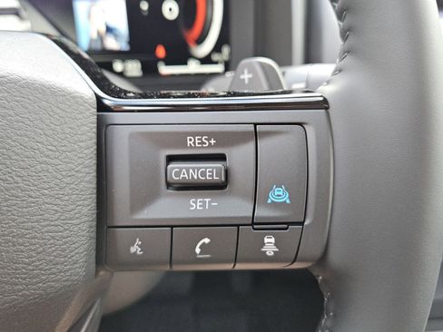 New 2026 Nissan Rogue Platinum AWD/4WD image 13
