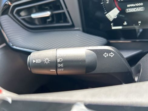 New 2026 Nissan Kicks SR w/ Illumination Package image 21