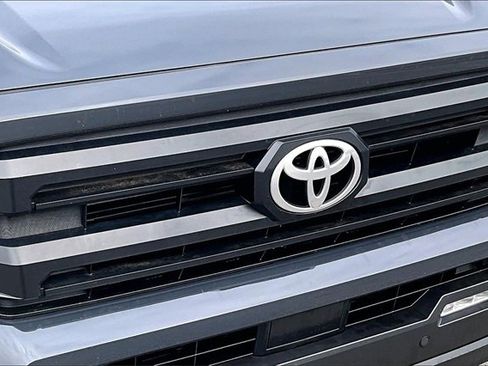 Used 2024 Toyota Tacoma SR5 image 29