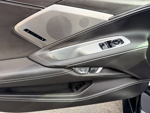 Used 2022 Chevrolet Corvette Stingray Premium Cpe w/ Z51 Performance Package image 22