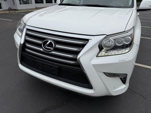 Used 2016 Lexus GX 460 Luxury AWD/4WD image 14