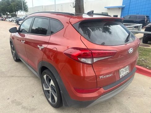 Used 2018 Hyundai Tucson Limited w/ Ultimate Package 02 FWD image 3