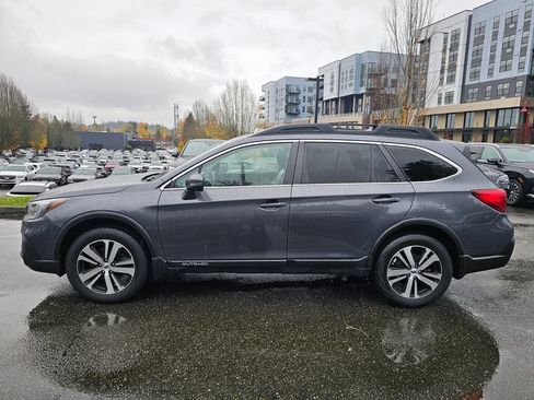 Used 2019 Subaru Outback 2.5i Limited w/ Protection Package #1 image 8