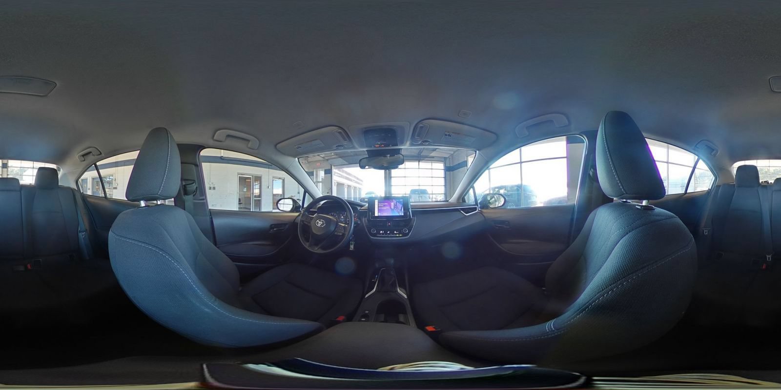 Used 2025 Toyota Corolla LE FWD image 40