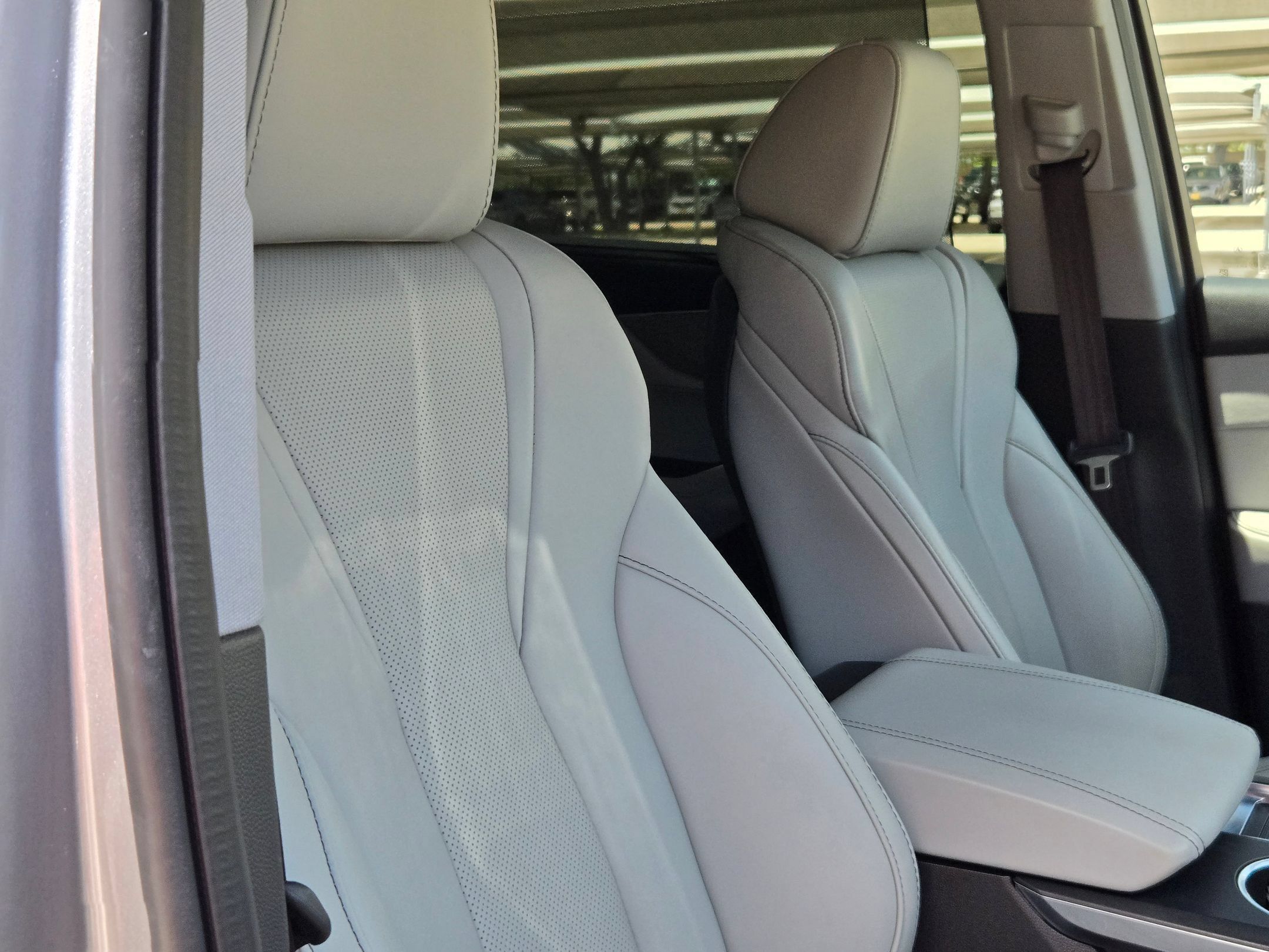 Certified 2024 Acura MDX w/ Technology Package AWD/4WD image 30