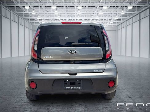 Used 2019 Kia Soul w/ Convenience Package FWD image 4