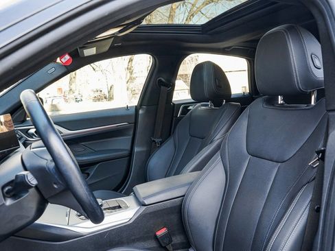 Used 2023 BMW i4 eDrive35 w/ Premium Package image 15