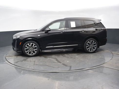 Used 2021 Cadillac XT6 Sport image 2