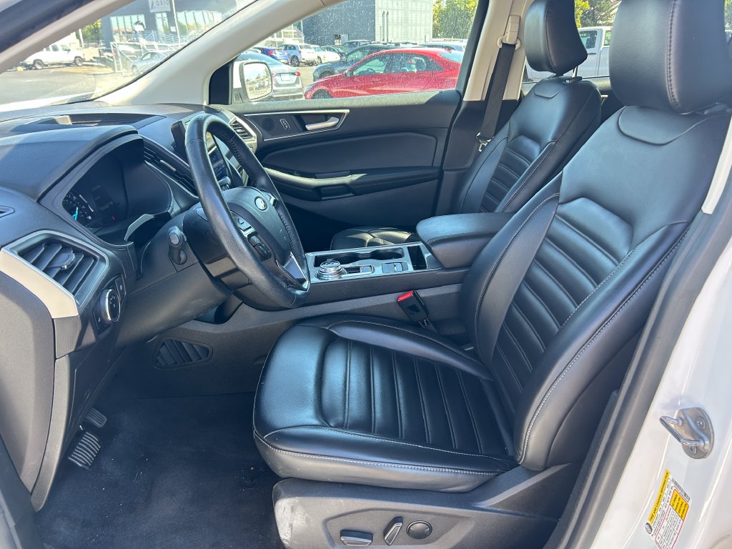 Used 2024 Ford Edge SEL AWD/4WD image 25
