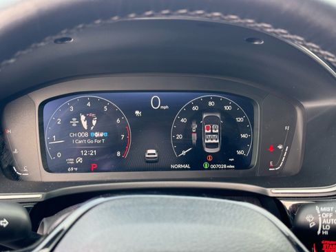 Used 2024 Honda Civic Touring image 26