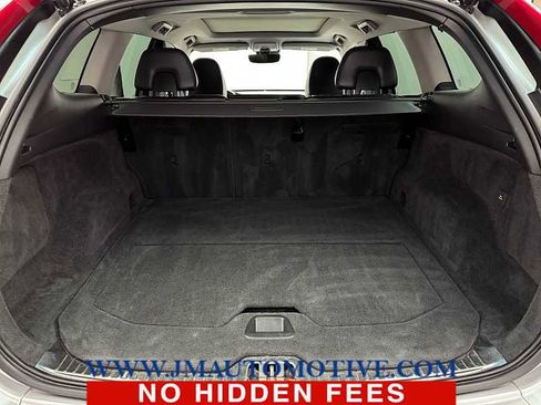 Used 2016 Volvo XC60 T6 w/ Proximity Package image 17