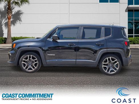 Used 2021 Jeep Renegade Sport FWD image 3
