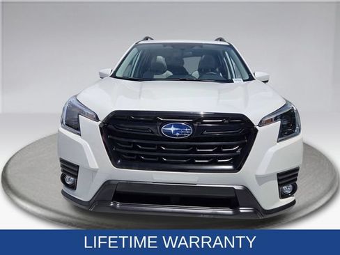 Used 2024 Subaru Forester Premium AWD/4WD image 12
