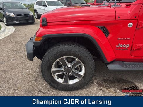 Used 2020 Jeep Wrangler Unlimited Sahara w/ LED Lighting Group AWD/4WD image 31