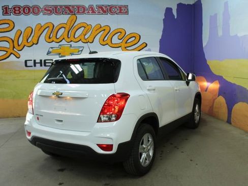 Used 2018 Chevrolet Trax LS AWD/4WD image 8